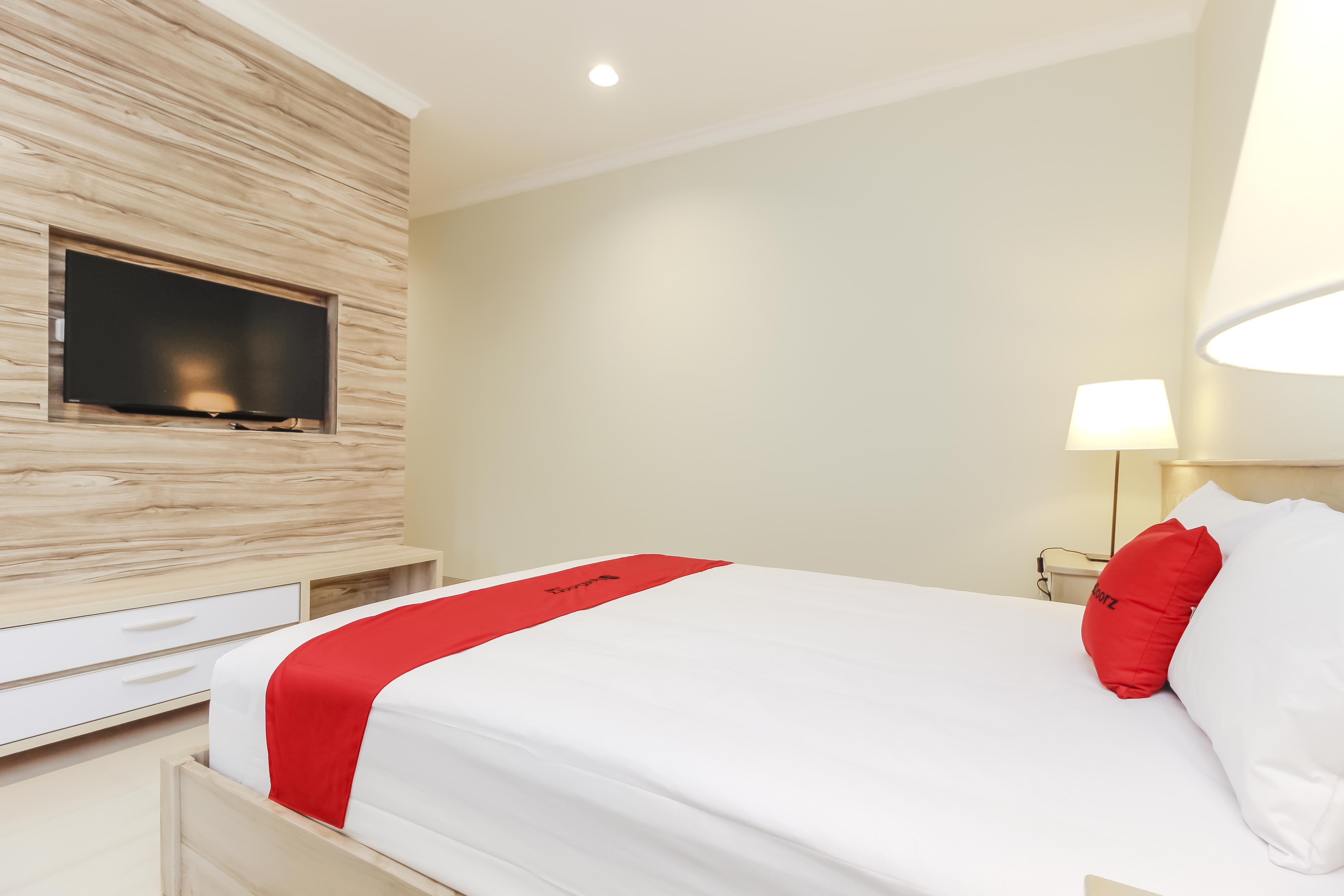 Reddoorz Premium Near Ragunan Zoo 2 Jakarta Ngoại thất bức ảnh